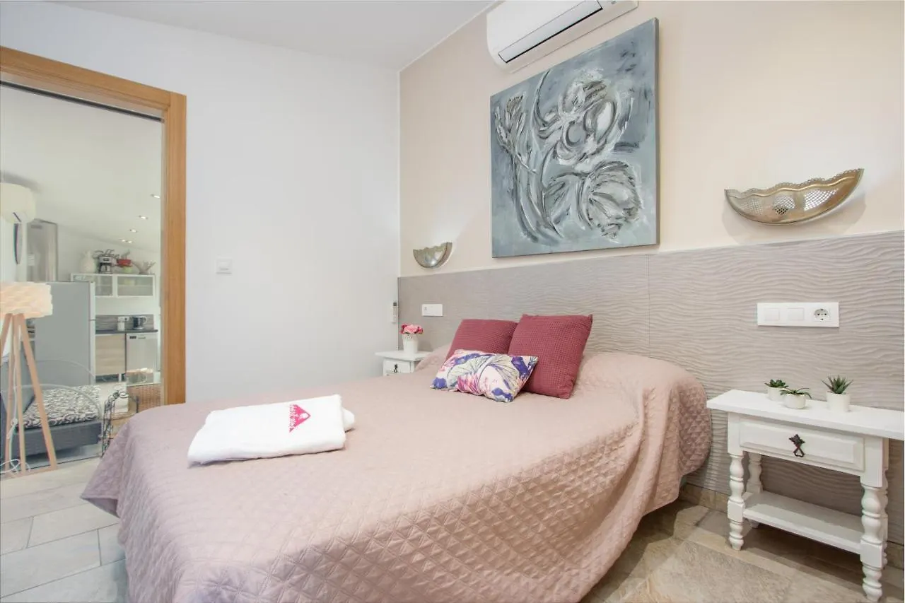 Apart-Rent Villa Alberes Empuriabrava 0*,  Spanien